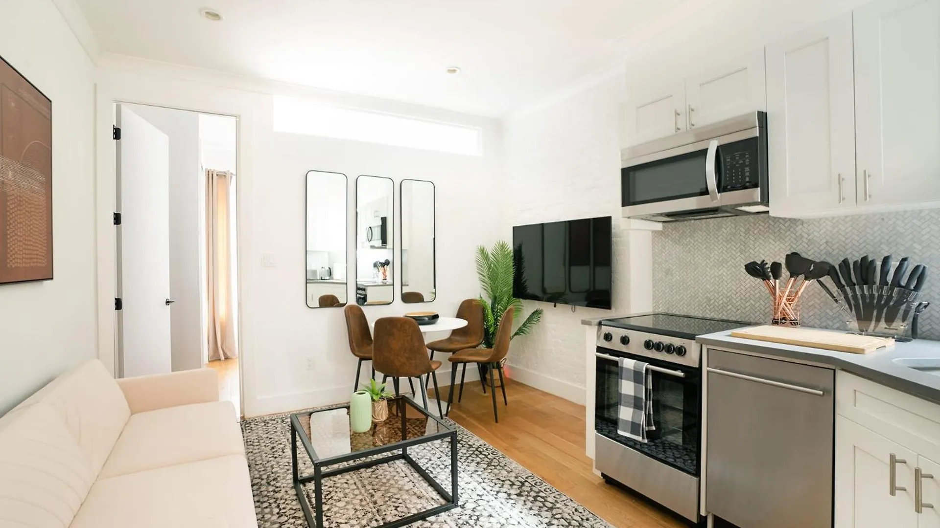 1290-16 New Renovated 2 Bedrooms In Ues Nowy Jork